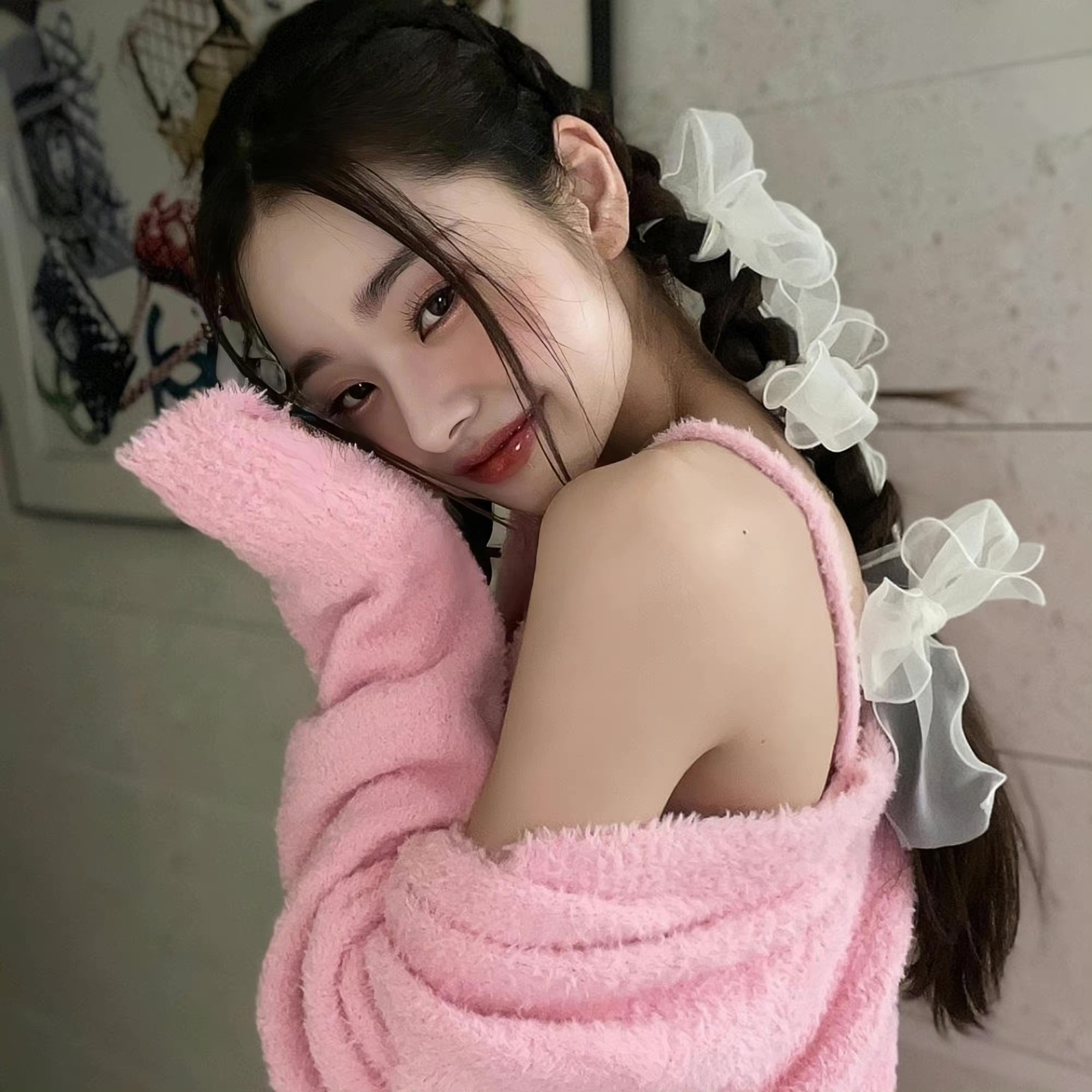 4cdabbd5c1354d6c9b7b60c526407f0a-1