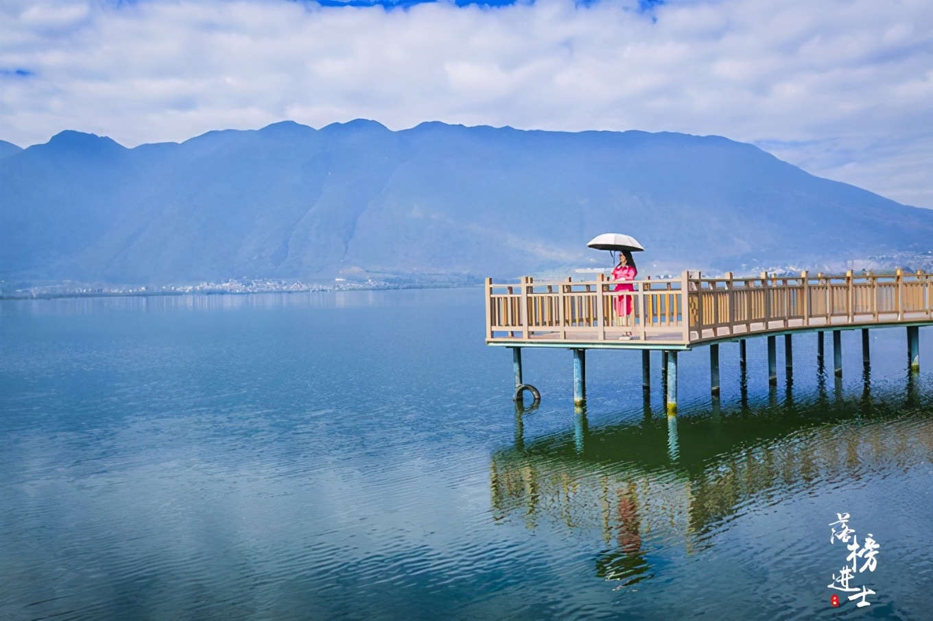 5bbdd4649b854742b9ede72ca7ff4f3f