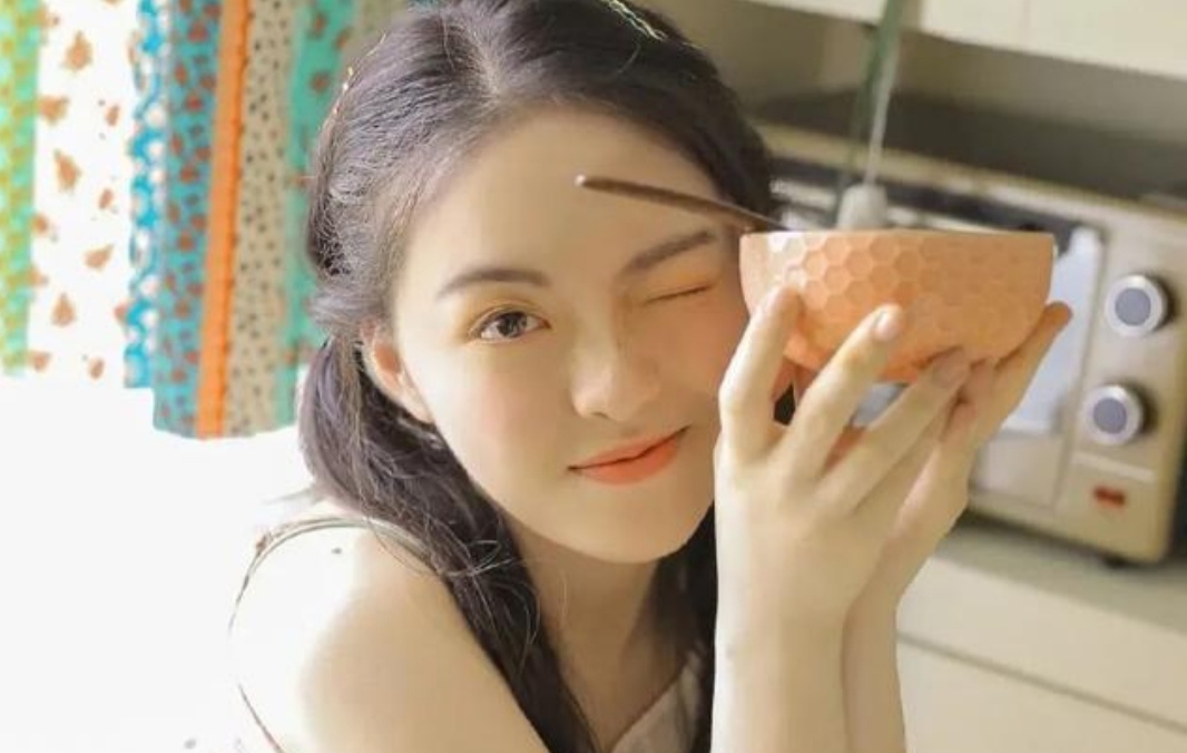 8d14c965c4aa44a99d8568d133d6cb70