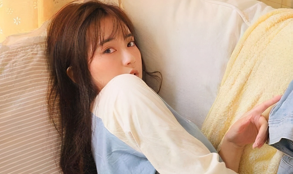 9573e5b8bda24c92af463f2fbd5dbada