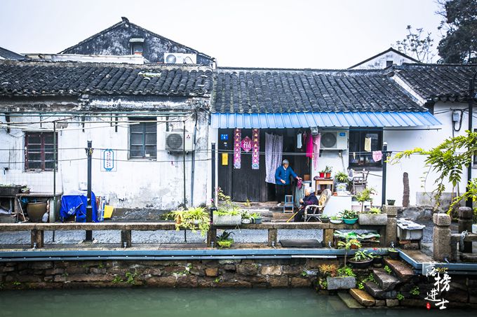 deae0737807d42c99da39b11664d35ff